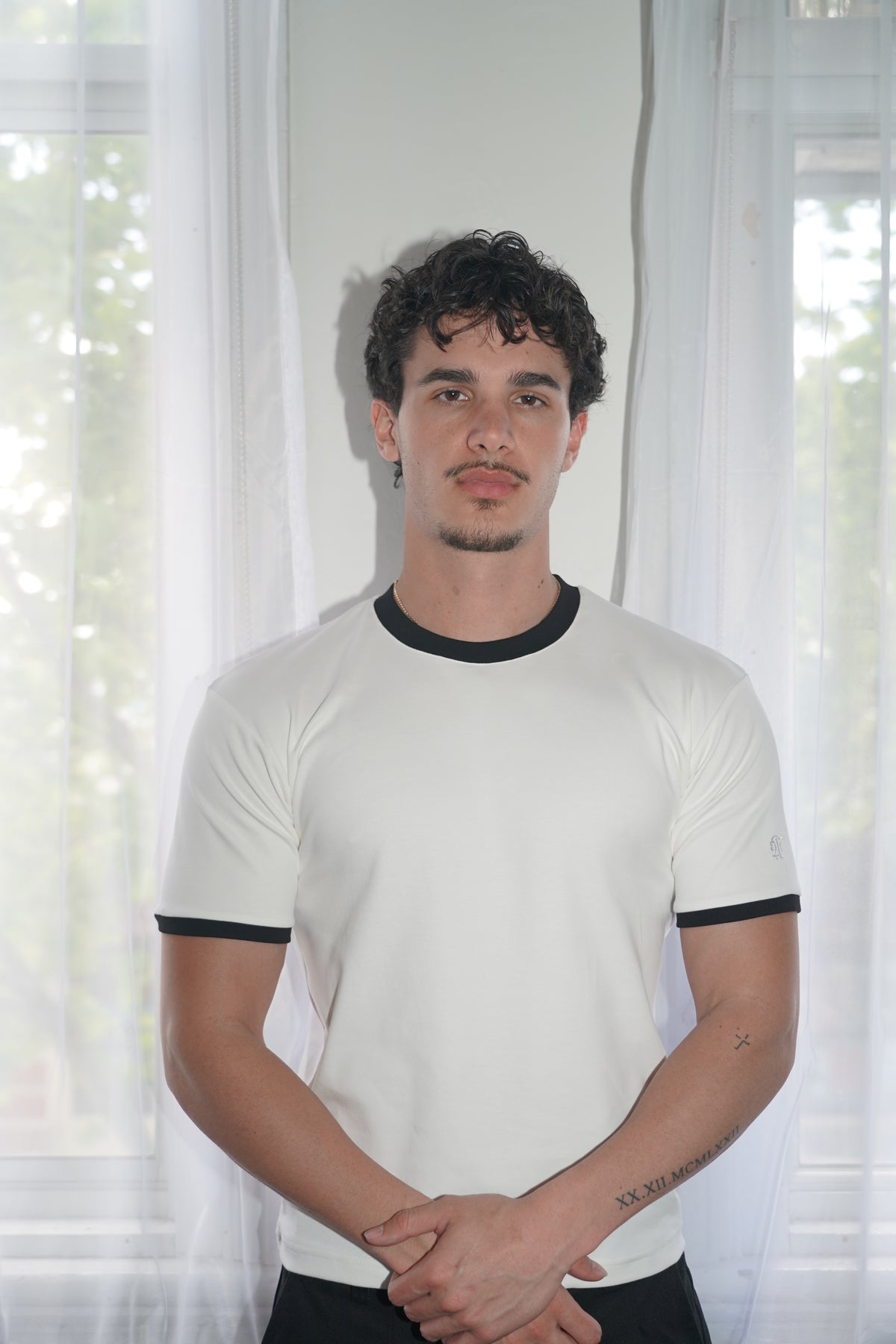 milano fitted tee — white/black