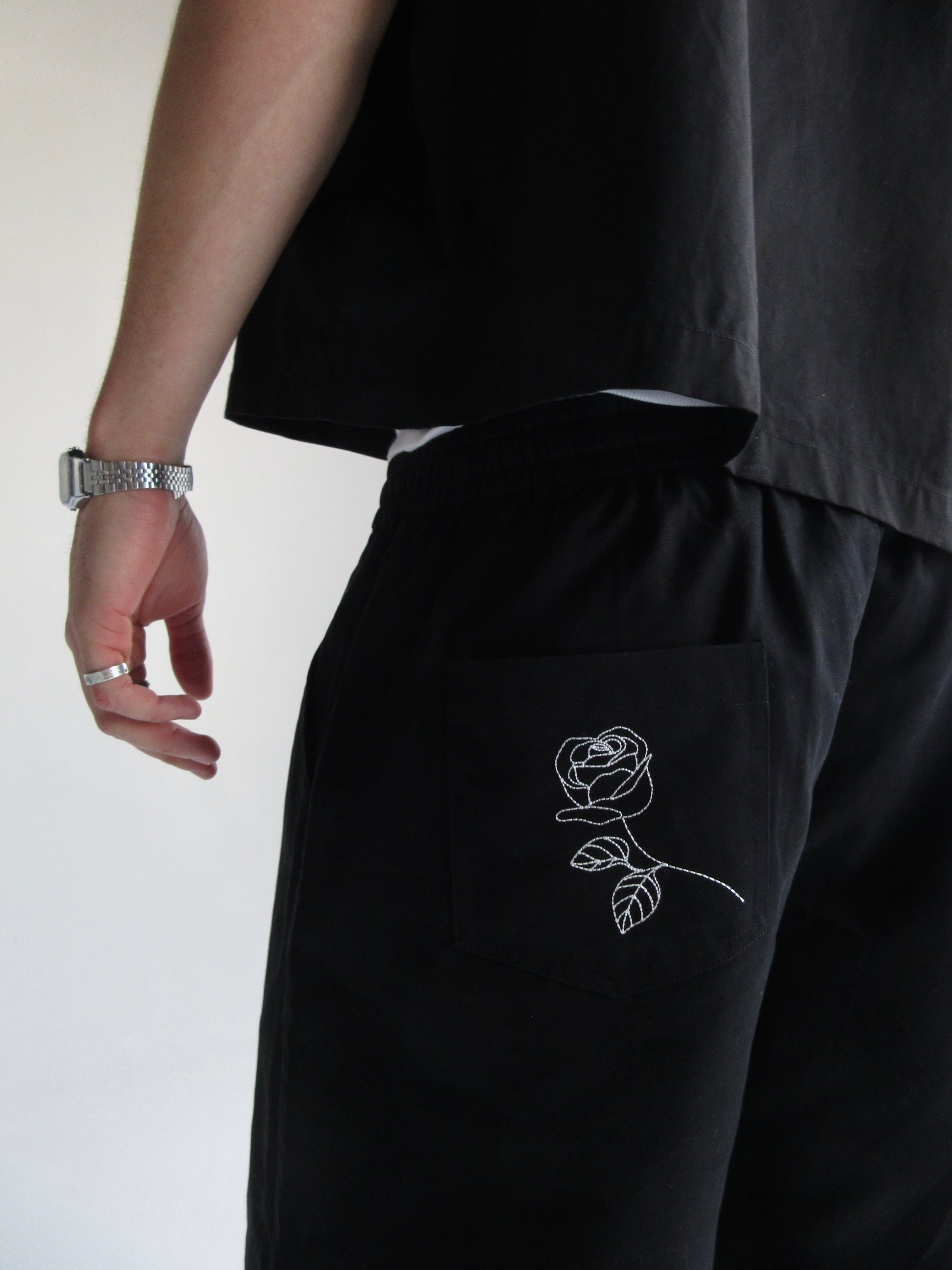 ANGELO SHORT - BLACK