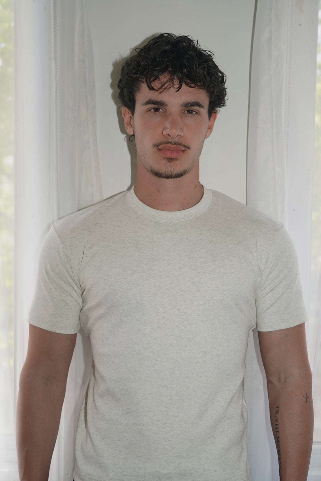 milano fitted tee — vintage grey