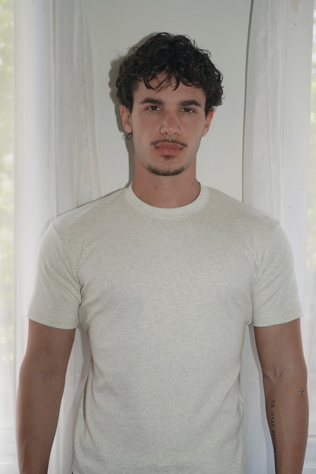 milano fitted tee — vintage grey